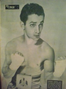 Contraportada de la revista Boxeo, con el cinturón de campeón de España. Archivo boxeodemedianoche.com