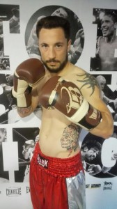 Diego " O Ferro " Couceiro está preparado para alcanzar la victoria. foto Top Boxing