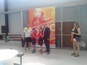 Representantes del gimnasio Ayude de Melide.