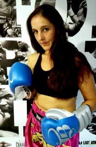 Montse Rey se siente emocionada y orgullosa de su participación en un hito que será parte histórica del boxeo.