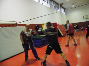 Carlos Vilariño supervisa la preparación técnica de El Bengala. foto cortesía de Ludus Box.