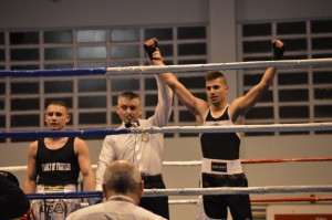 Jonathan Naya obtuvo la medalla de Bronce en los Campeonatos Gallegos 2015. foto cortesía de Jonny Naya.