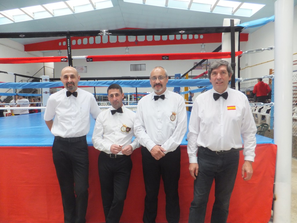 Kiko Castro, Manuel Suárez, Javier García y Miguel Bordera, jueces-árbitros de los primeros Campeonatos Gallegos de Savate, fbm.