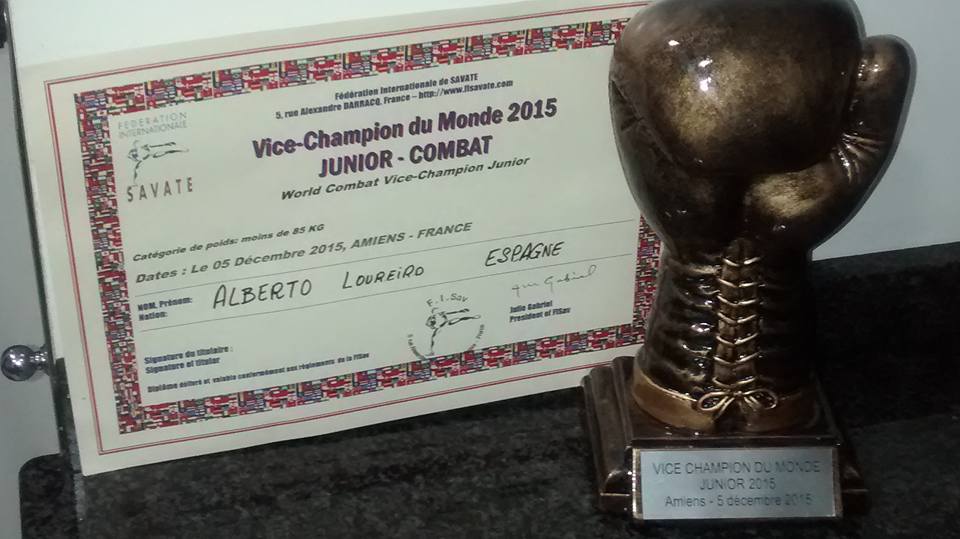 Diploma acreditativo del subcampeonato mundial de Berto Loureiro. foto cortesía gimnasio Simon Gonzalez.