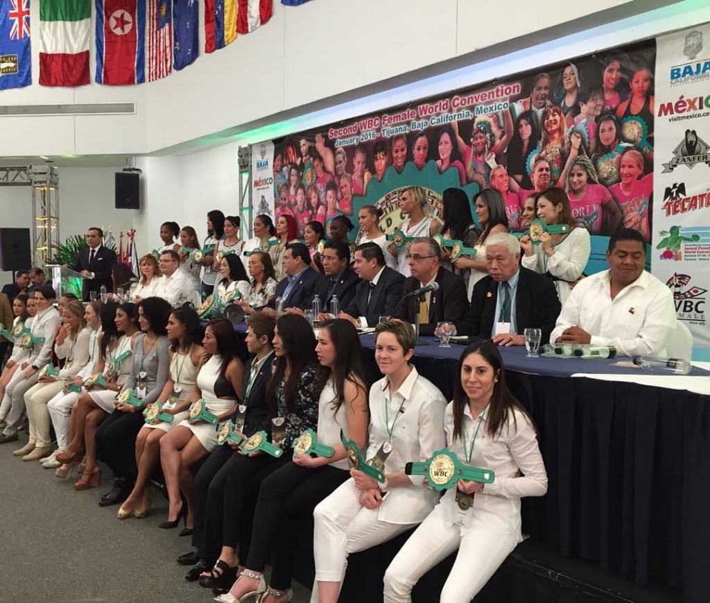 MARTA "LA POTRILLA" BRAÑAS  en la convención mundial del CMB en México. foto Marta Brañas.