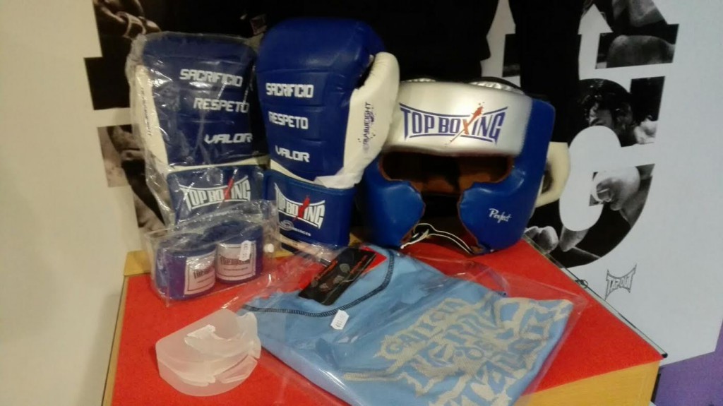 LOTE DE PRODUCTOS TOP BOXING A SORTEAR EL SÁBADO