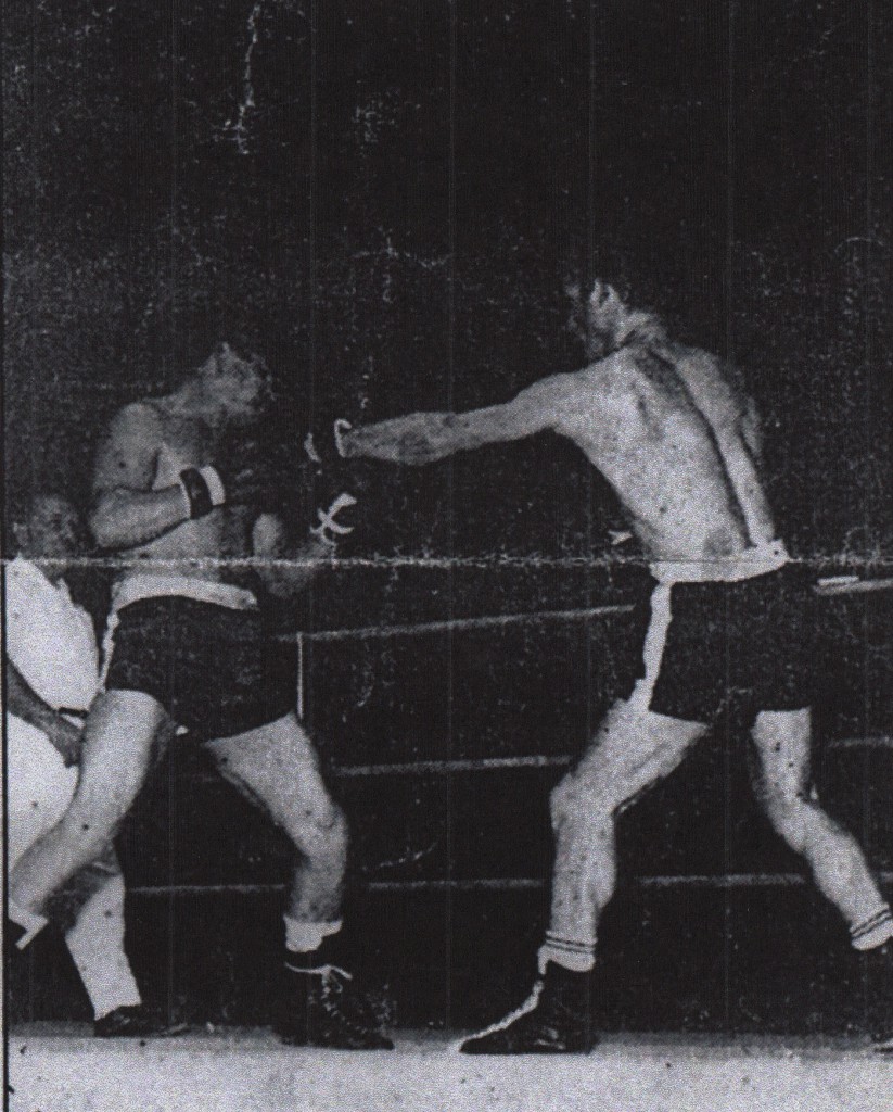 Una mano izquierda de ANGEL GRELA en el 6º asalto marcó el principio de la conquista del título semipesado ante JOSE LUIS VELASCO. foto cedida por FERNANDO CASTRO REY