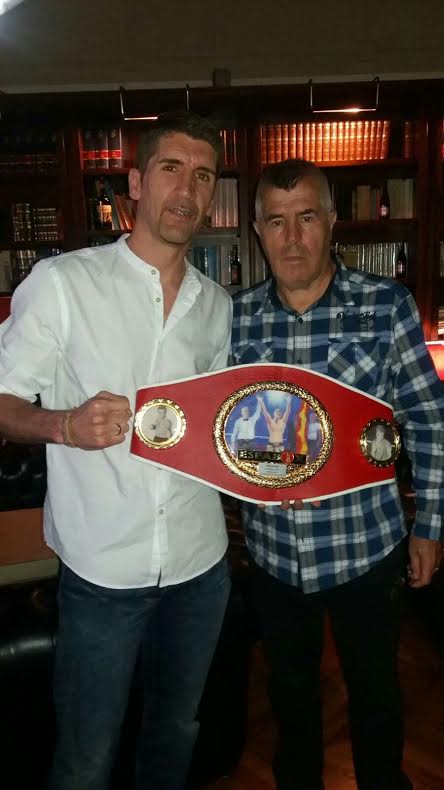 IVÁN SÁNCHEZ CASTRO recientemente reconocido honorificamente por el Boxeo español, disertará sobre experiencias de un Campeon de boxeo.