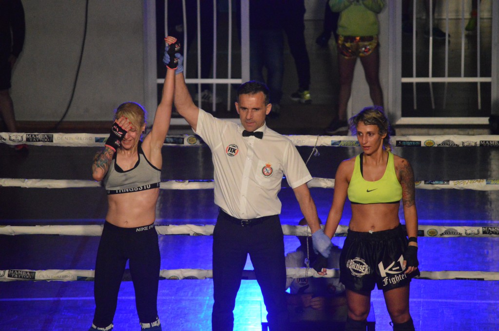 Annabel Suárez el día de su triunfal debut en la disciplina de kic boxing. foto Juan Barral