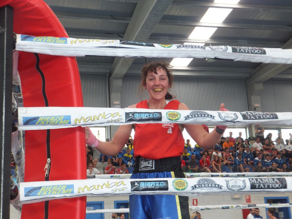 La eterna Montse Rey Beiro solo le faltó el metal dorado por conseguir en los nacionales. Es la decana por excelencia del boxeo femenino.Foto Juan Barral 