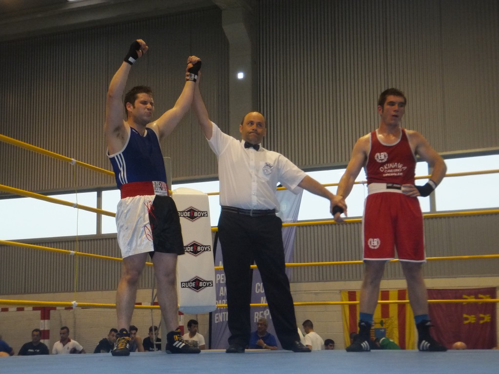 Gran victoria de Carlos Padín, que lo encamina hacia las medallas.