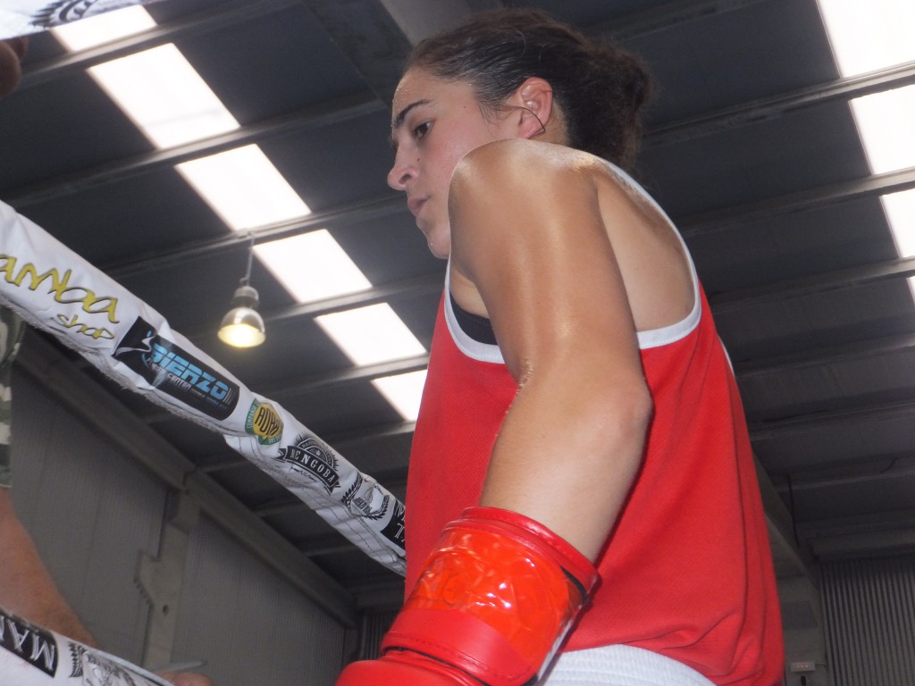 La excelente boxeadora LOREA MURGOITIO Bronce nacional. Foto Juan Barral