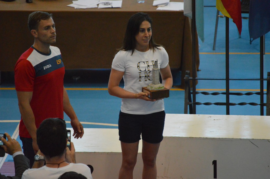Marta Brañas, durante la entrega de trofeos de los campeonatos de España en Novo Mesoiro. Foto Juan Barral
