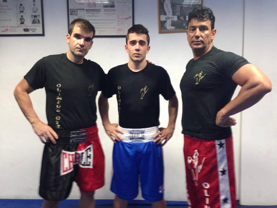 Delegación Gallega en los Mundiales de Savate, MANUEL MIGUEZ(entrenador ) MANU JUNIOR MIGUEZ y OSCAR MIRA.