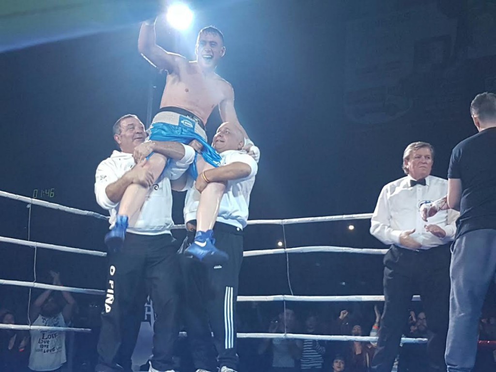 ¡ Alberto Piñeiro Louzao, El Piña, Campeón de España ! foto boxeodemedianoche