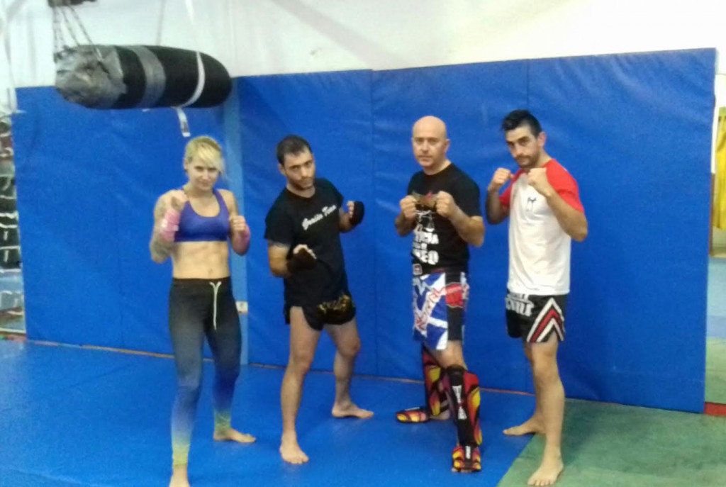 Annabel Suárez, Javier Carriba, el organizador Jua J. Pardo y J. manuel Tato (izda a dcha) foto Kickboxing Valdeorras.