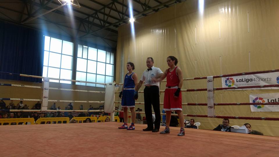 También la viguesa de origen guipuzcuano Lorea Murgoitio Dominguez, alcanzó su cosecha de Oro como Campeona Nacional por Clubes al recolectar más méritos, en la final, que la andaluza Mamen Madueño.