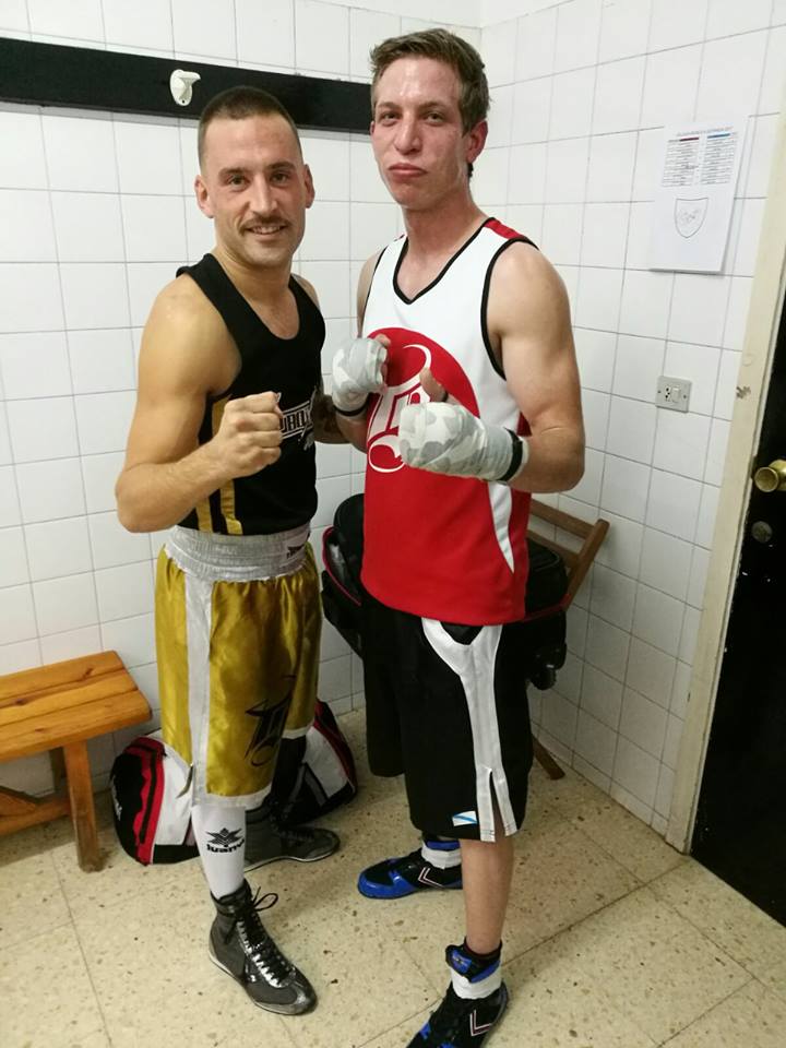 Dos de los protagonista que estuvieron presentes en A Estrada: Eloy Figueira del Ludus Box Artabrum y David Fontaiña del Tae Box Cerceda. Cedida