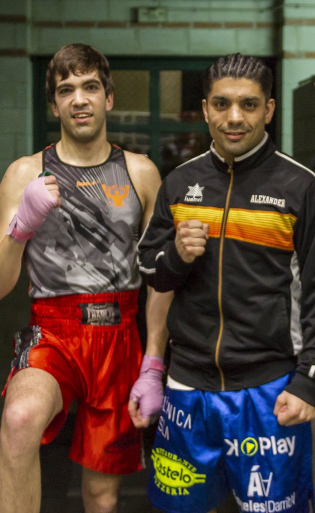 El destructor Ciclón Barros y el acorazado Rayo Rosales forjados en el astillero boxístico del Sagabox, prosiguen acumulando victorias par la escuadra que capitanea Rafa Gil. foto cortesía del Deportivo Sagabox.