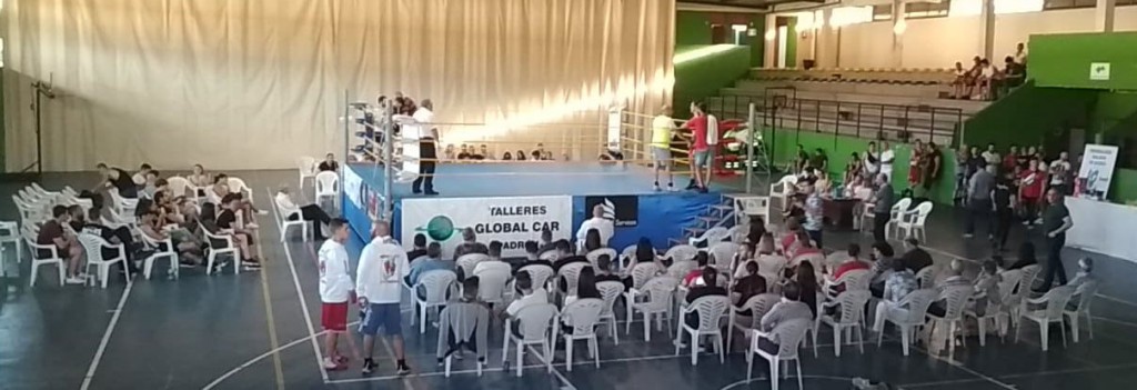 Detalle del Pabellón Grupo Escolar durante la celebración de las primeras semifinales gallegas, en una instantanea enviada por Cristian teira.